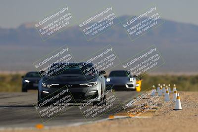 media/Dec-03-2023-Speed Ventures (Sun) [[63e011f1de]]/3-Red Group/Session 1 (Back Straight Braking Zone)/